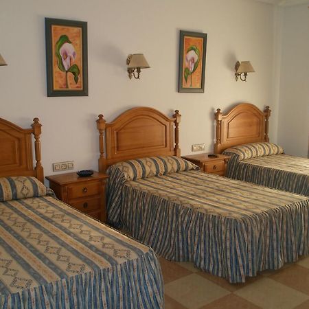 Hostal Los Rosales Alcaraz Quarto foto