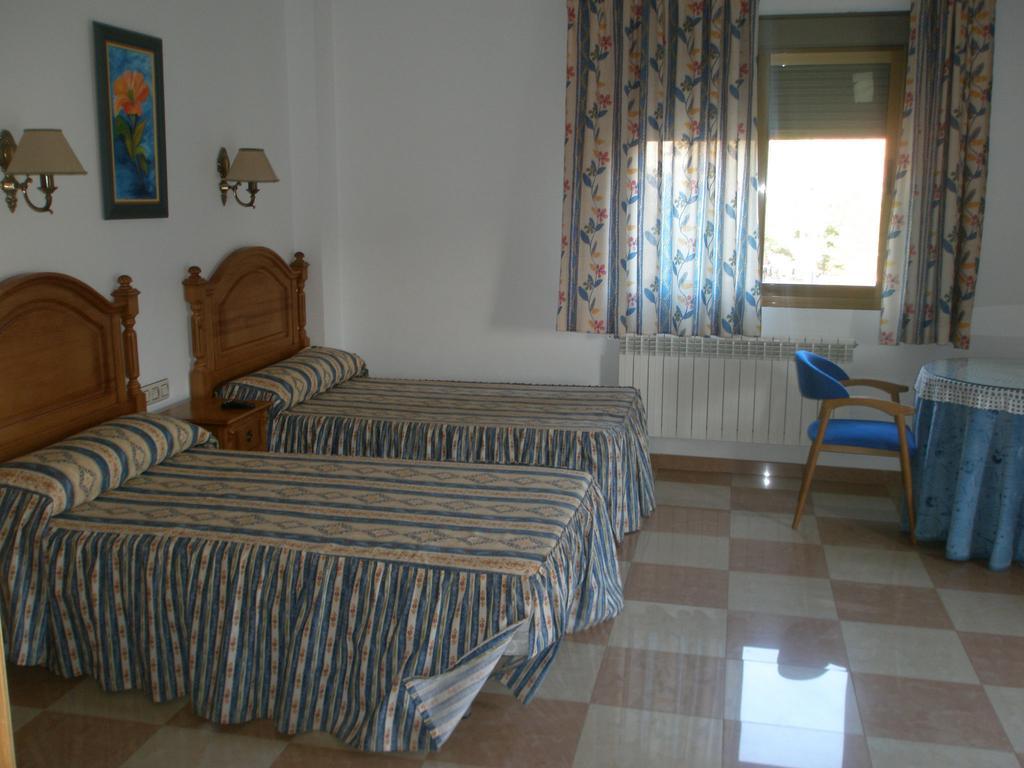 Hostal Los Rosales Alcaraz Quarto foto